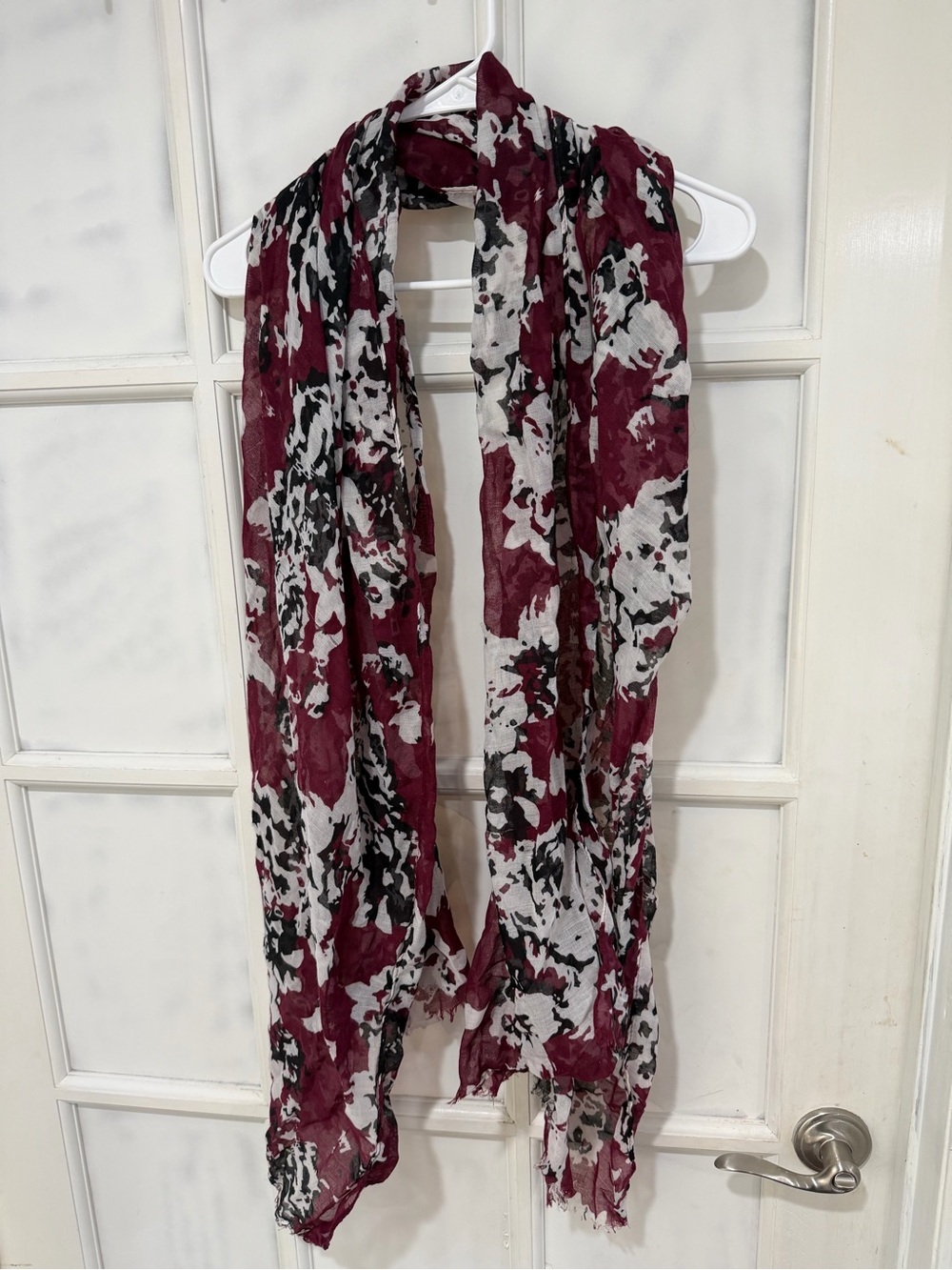 Banana Republic Burgundy, Black & White Floral Lightweight Scarf